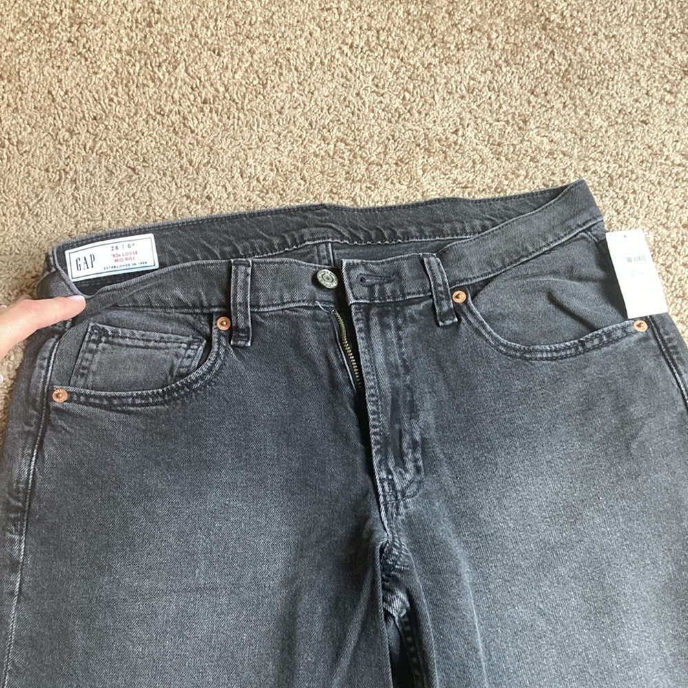 GAP Men's Charcoal Relaxed Jeans
